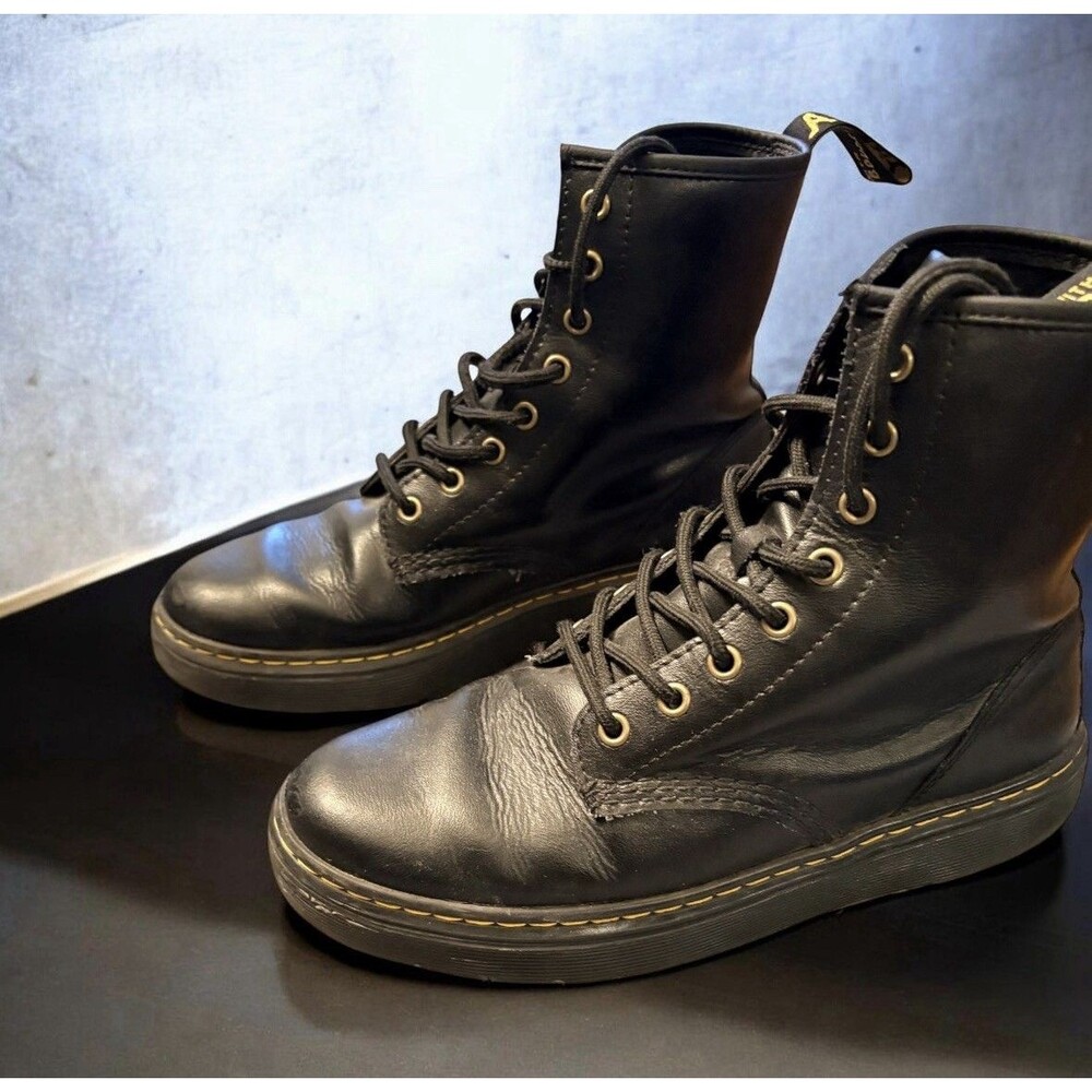 Doc Martens 1460 Boots Size 8